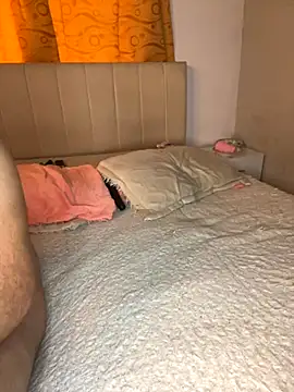 Snapshot of Mya_And_Davidd chatting on October 24, 2025, 12:59 pm Mya And Davidd online show from October 24, 2025, 12:59 pm