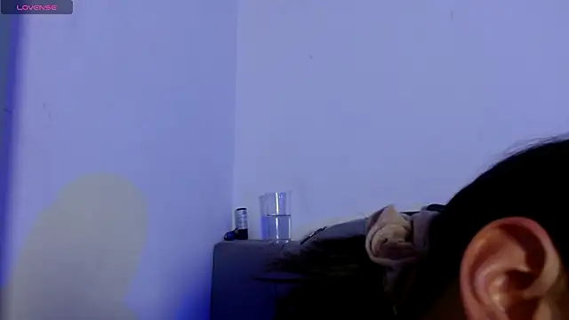 Red-moon1 online show from October 9, 2025, 3:29 am