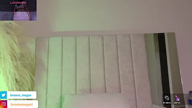 Megan browns1 online show from March 29, 2026, 3:02 pm