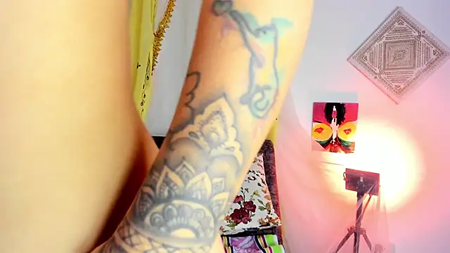 sophiaamethystt online show from September 15, 2025, 5:24 pm