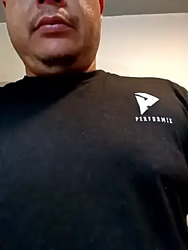 Snapshot of thickcocklatino chatting on February 15, 2026, 11:25 pm thickcocklatino online show from February 15, 2026, 11:25 pm