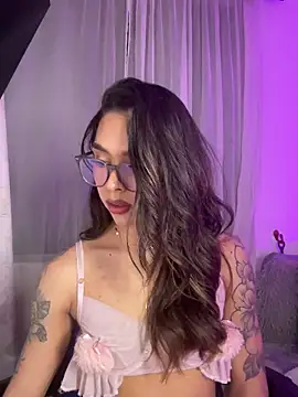 Samantha Bernardo online show from March 31, 2026, 4:03 am