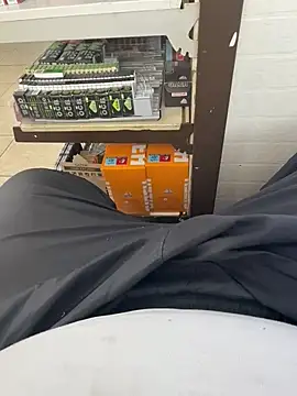 Snapshot of buri232 chatting on March 10, 2025, 10:50 am buri232 online show from March 10, 2025, 10:50 am