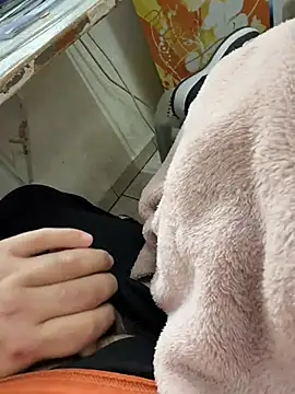 Snapshot of buri232 chatting on March 15, 2025, 8:15 am buri232 online show from March 15, 2025, 8:15 am