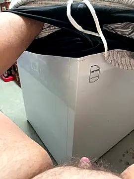 Snapshot of buri232 chatting on October 17, 2025, 7:55 am buri232 online show from October 17, 2025, 7:55 am