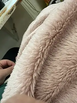 Snapshot of buri232 chatting on March 6, 2025, 7:25 am buri232 online show from March 6, 2025, 7:25 am