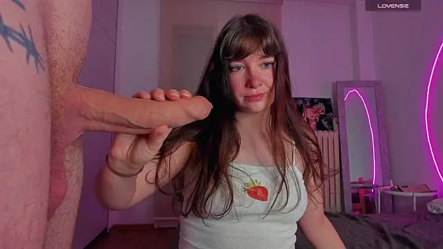 alicekaneky online show from September 15, 2025, 11:16 pm