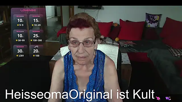 HeisseomaOriginal online show from June 12, 2026, 7:17 am