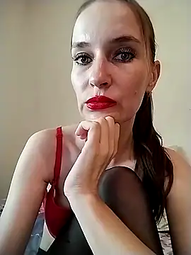 AimeeFair online show from September 26, 2025, 2:13 pm