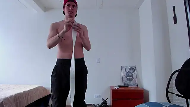 Headhunterdz online show from April 16, 2026, 7:58 pm