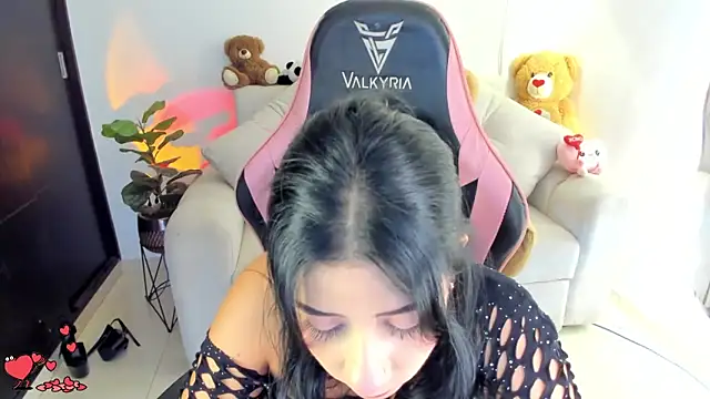 eval lee18 online show from March 8, 2026, 4:38 am