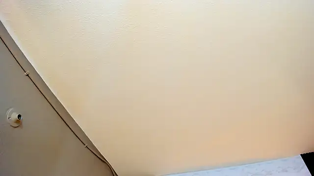 Linda4Petite online show from November 8, 2025, 6:11 pm