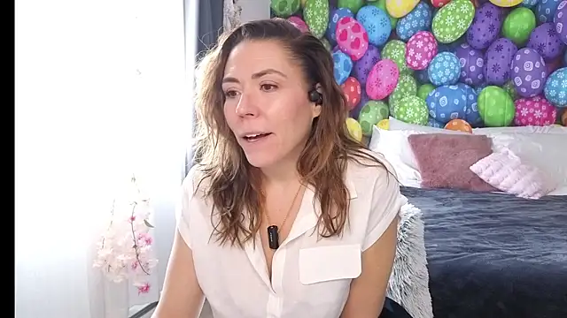 Ellie-L-Elizabeth online show from April 2, 2026, 5:52 pm