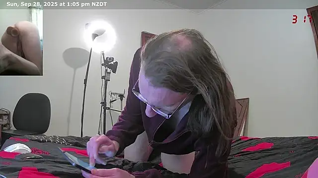 CDAdalyn online show from September 28, 2025, 12:06 am