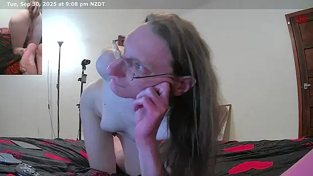 CDAdalyn online show from September 30, 2025, 8:09 am