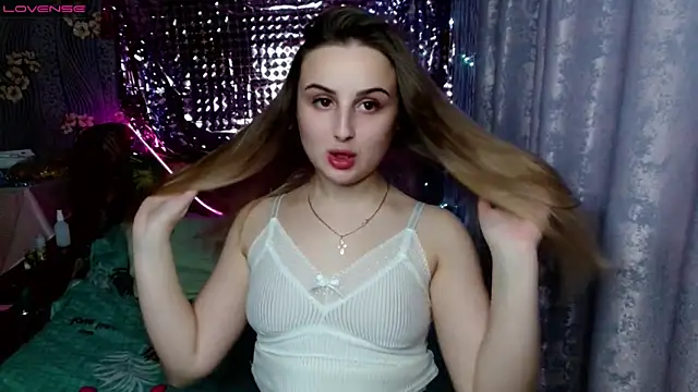 Careys universe online show from December 6, 2024, 3:24 am