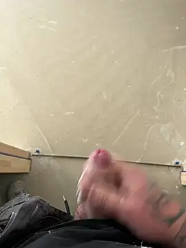 RenaudS-02 online show from April 9, 2026, 2:23 pm