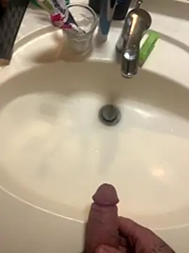 RenaudS-02 online show from December 4, 2025, 3:44 pm