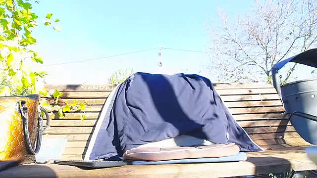 SquirtyMellissaLabia online show from October 30, 2025, 6:23 am