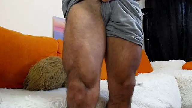 MichaelWills online show from October 4, 2025, 12:07 pm