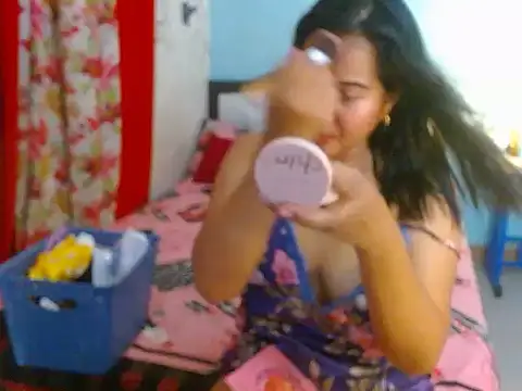 PearlOfAsia21 online show from February 4, 2026, 8:09 am