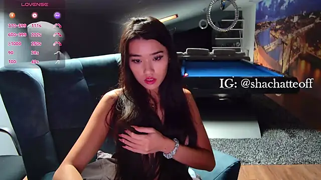 shachatteof online show from October 8, 2025, 8:49 am