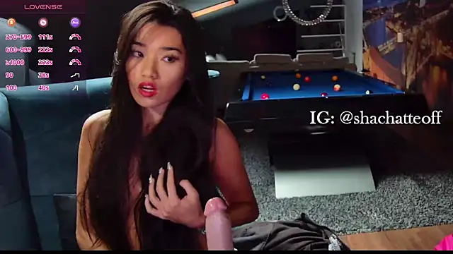 shachatteof online show from October 19, 2025, 8:28 am