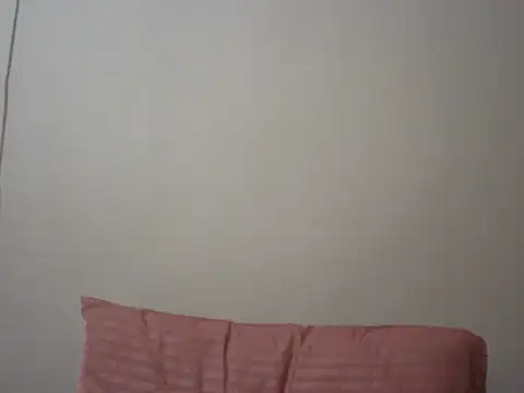 bellachow10 online show from September 9, 2025, 7:29 am