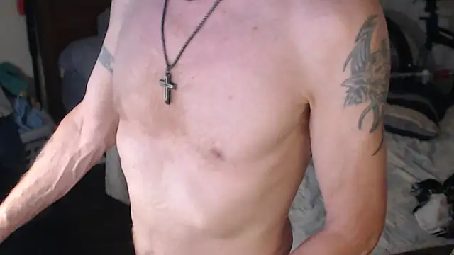 QueenDenizeAndTheCaptain online show from September 10, 2025, 3:27 am