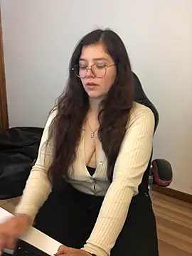 kayortiiz online show from July 18, 2026, 12:41 am