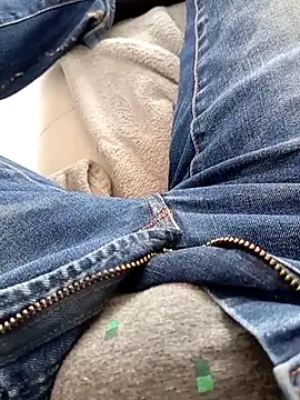 mickzizi online show from February 27, 2025, 1:07 pm