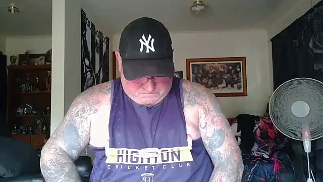 HOTANAL online show from March 8, 2026, 12:38 am