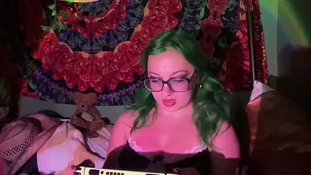 Snapshot of sweetandwet_daddy chatting on June 16, 2026, 12:38 pm sweetandwet daddy online show from June 16, 2026, 12:38 pm