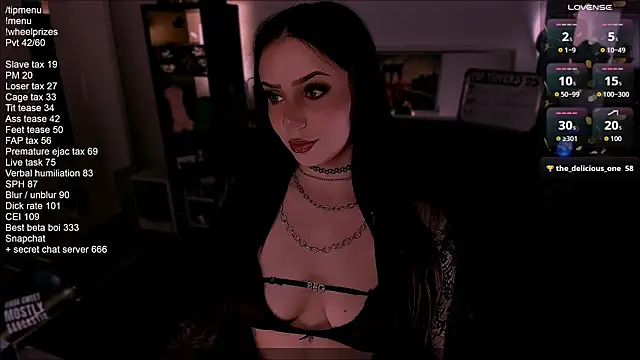 SofiRusselle online show from September 27, 2025, 3:51 pm