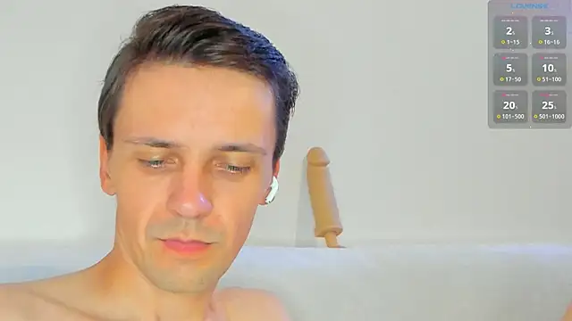 Jasper Sun online show from September 9, 2025, 9:02 pm