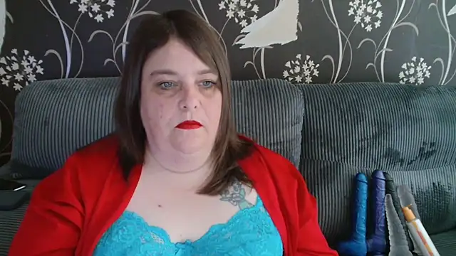 Snapshot of HouseWifeWhore_Milf chatting on September 18, 2025, 3:59 pm HouseWifeWhore Milf online show from September 18, 2025, 3:59 pm