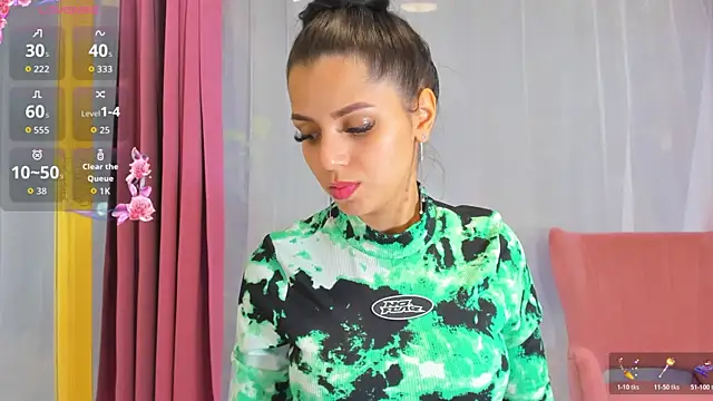 Sarabecker online show from November 7, 2025, 10:31 am