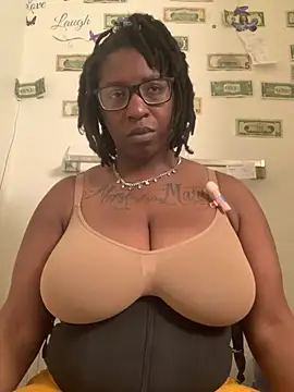 Snapshot of markquanna chatting on June 20, 2026, 9:20 pm markquanna online show from June 20, 2026, 9:20 pm