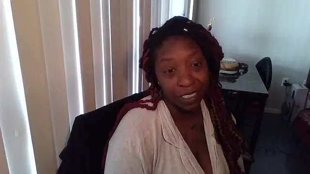markquanna online show from October 24, 2025, 9:36 pm