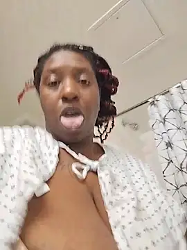 markquanna online show from October 31, 2025, 5:04 am