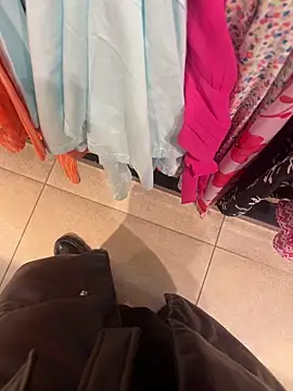 Snapshot of CrazzyChicks chatting on October 5, 2025, 7:10 am CrazzyChicks online show from October 5, 2025, 7:10 am