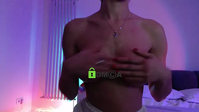 kissabellaa online show from March 18, 2025, 7:44 pm