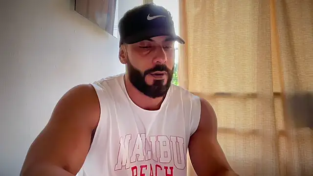 romeolovedark online show from April 14, 2026, 12:10 pm