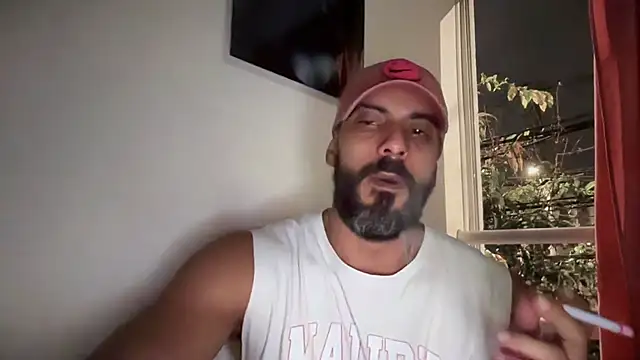 romeolovedark online show from December 16, 2025, 8:07 am