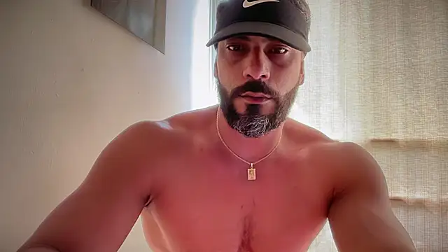 Snapshot of romeolovedark chatting on March 1, 2026, 5:35 pm romeolovedark online show from March 1, 2026, 5:35 pm