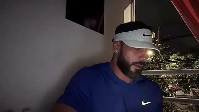 romeolovedark online show from November 10, 2025, 6:29 am