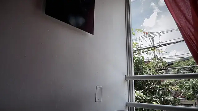 romeolovedark online show from September 11, 2025, 4:07 pm