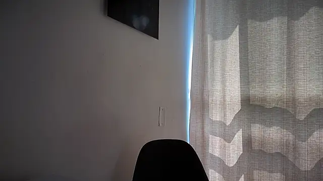 Snapshot of romeolovedark chatting on February 7, 2026, 4:15 pm romeolovedark online show from February 7, 2026, 4:15 pm