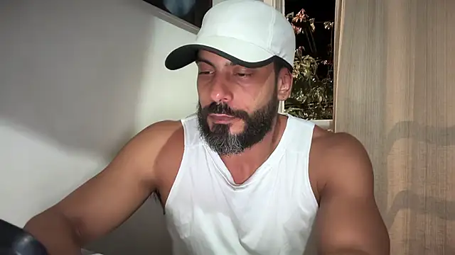 Snapshot of romeolovedark chatting on January 18, 2026, 4:27 am romeolovedark online show from January 18, 2026, 4:27 am