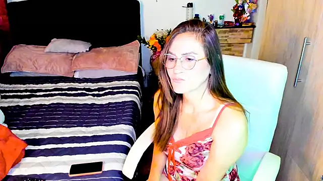 Xiimen online show from March 3, 2025, 5:31 pm